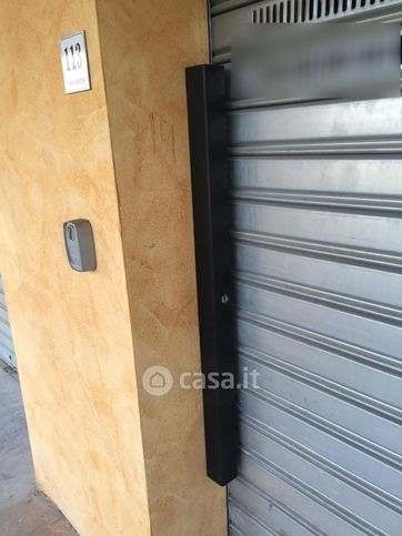 Box/posto auto in residenziale in Via Michelangelo Buonarroti