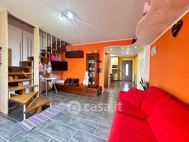 Villetta a schiera in residenziale in Via Tondello