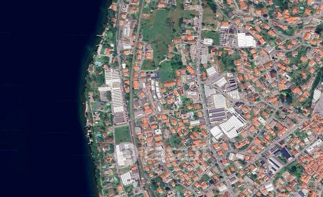 Ufficio in commerciale in Via Statale