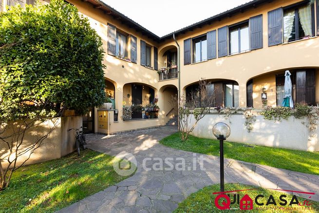 Appartamento in residenziale in Via Giacomo Puccini 15