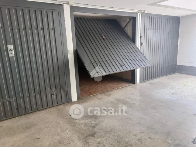 Box/posto auto in residenziale in Via Alfonso Marelli 17