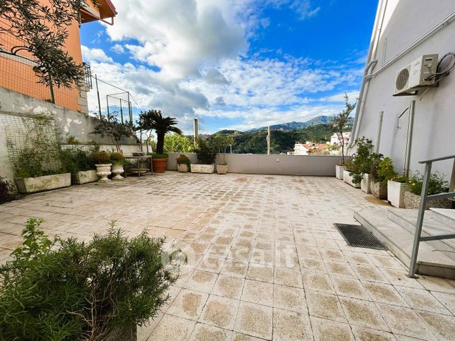 Appartamento in residenziale in Via Noviziato Casazza 72