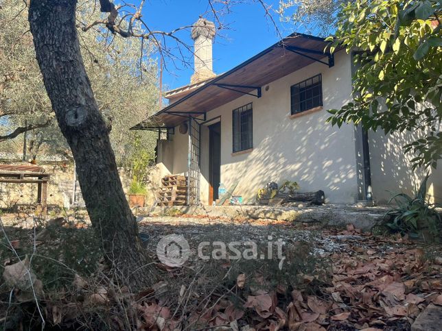 Rustico/casale in residenziale in Via Salisciano 2
