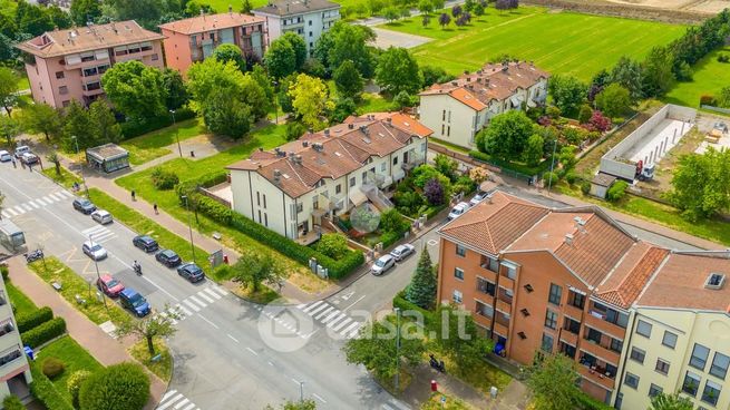 Villetta a schiera in residenziale in Via Giorgio Morandi 1