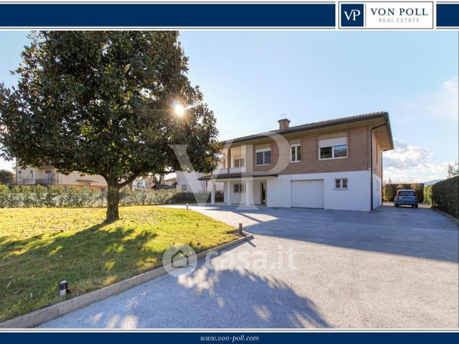 Villa in residenziale in Strada Postumia