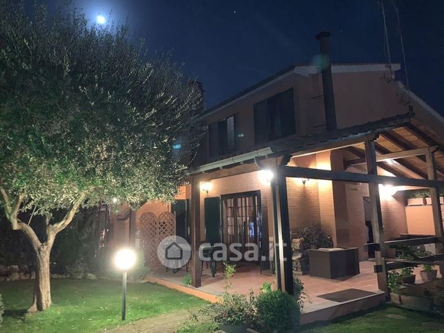 Villa in residenziale in Via Gian Francesco Malipiero 153