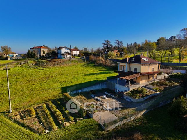 Villa in residenziale in Strada Comunale Virgo Potens