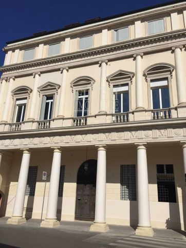 Nuova costruzione in casa nuova in Via Contrà Cantarane