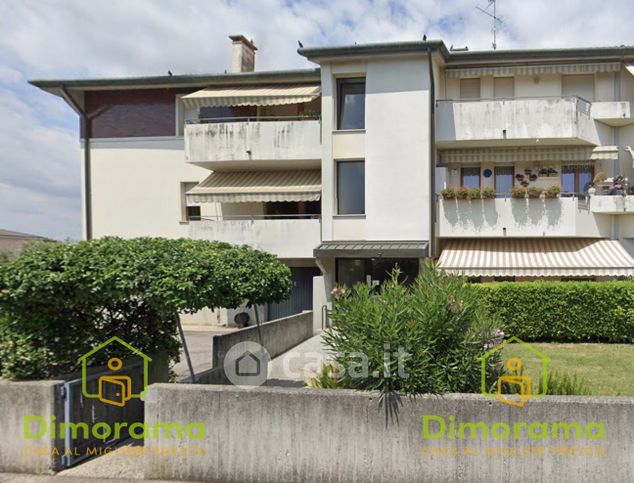 Appartamento in residenziale in Via Cavinlungo 52