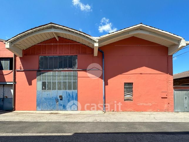 Capannone in commerciale in Via Lorenzo Ercoliani