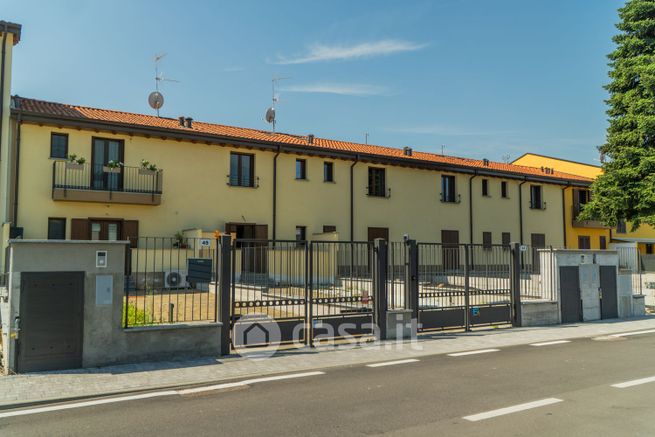 Villetta a schiera in residenziale in Piazza Maria Montessori 17