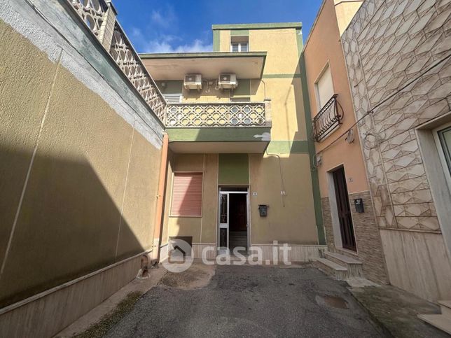 Appartamento in residenziale in Via D. Alighieri 70