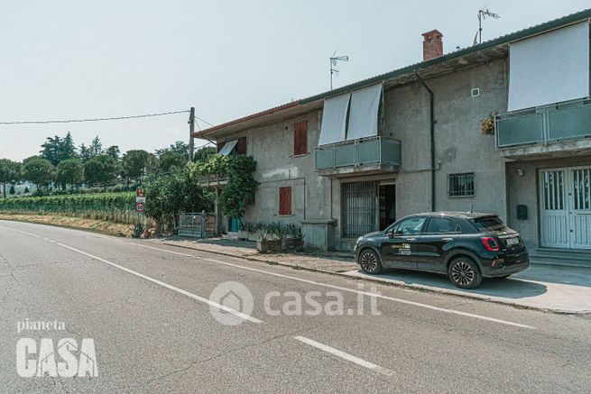 Capannone in commerciale in Via Settecrociari 5288