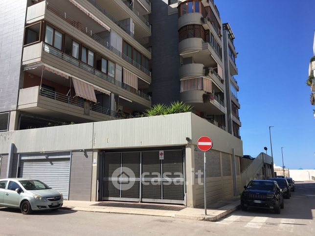 Box/posto auto in residenziale in Via Vito Vittorio Crocitto 3 b