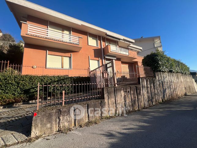 Casa indipendente in residenziale in Via Cesarini