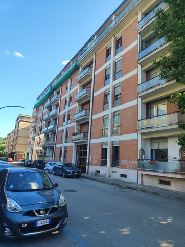 Appartamento in residenziale in Via Alfonso Rubilli 6