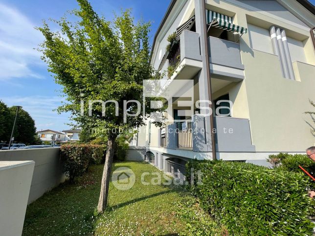 Appartamento in residenziale in Via Kennedy 1