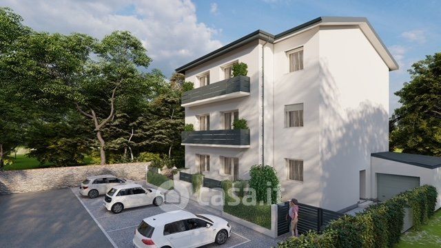 Appartamento in residenziale in Via Trieste 92