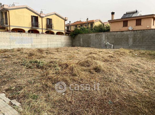 Terreno edificabile in residenziale in Via degli Ulivi