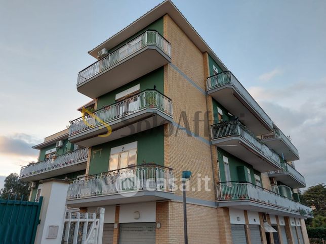 Appartamento in residenziale in Via Mario Giuliano