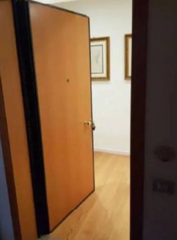 Appartamento in residenziale in Via Gioacchino Rossini 10