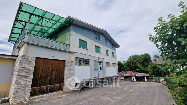 Casa indipendente in residenziale in Via Visome 167