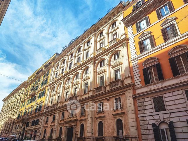 Appartamento in residenziale in Via Firenze 47