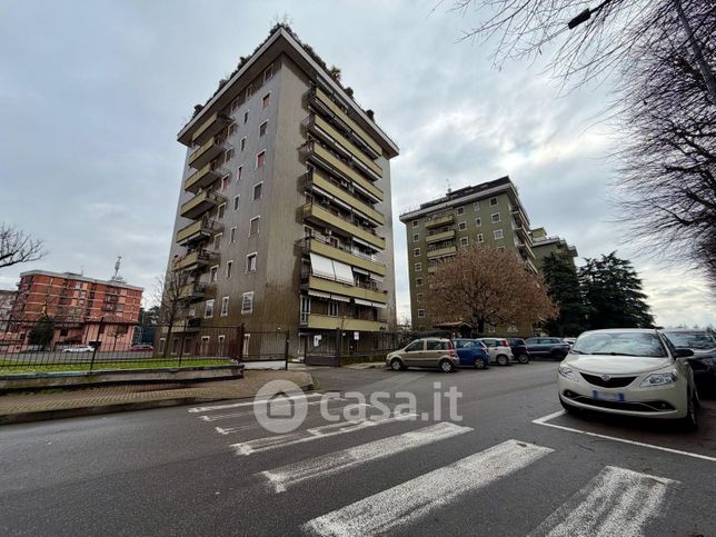 Box/posto auto in residenziale in Via Martiri di Belfiore 1