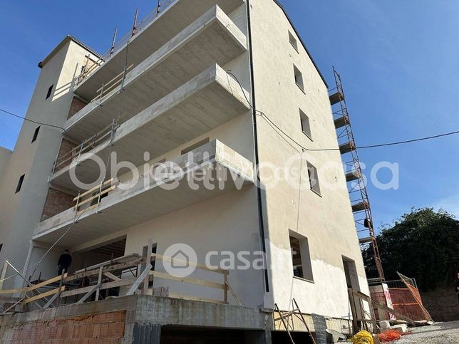 Appartamento in residenziale in Via Santonastaso 17