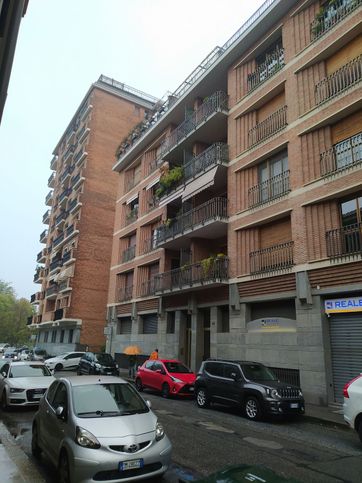 Attico/mansarda in residenziale in Via Gabriele Chiabrera 44