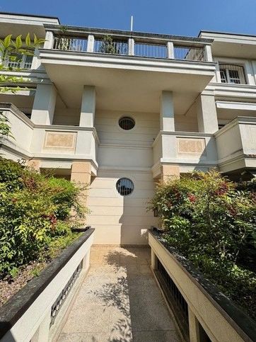 Appartamento in residenziale in Viale del Marmo