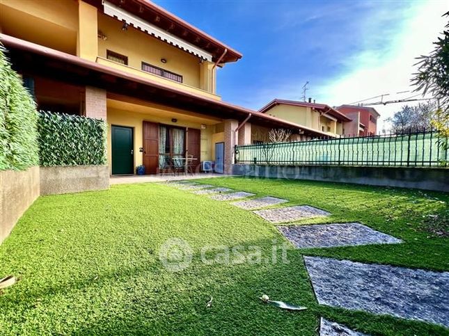 Appartamento in residenziale in Via Felice Deder