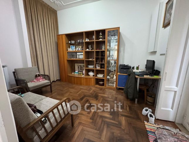 Appartamento in residenziale in Via Giacomo Puccini 19