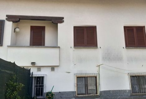 Casa bi/trifamiliare in residenziale in Via Guglielmo Oberdan 36