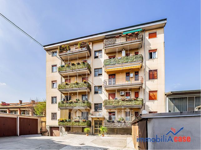 Appartamento in residenziale in Via Monte Sabotino 10