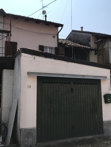 Casa indipendente in residenziale in Via Sandri 12