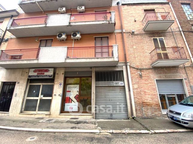 Box/posto auto in residenziale in Via Raffaele Paolillo