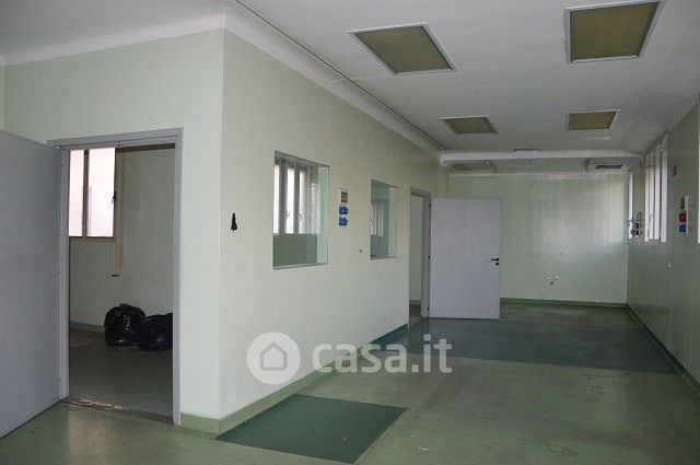 Attività/licenza (con o senza mura) in commerciale in Via del Borgo Antico 3