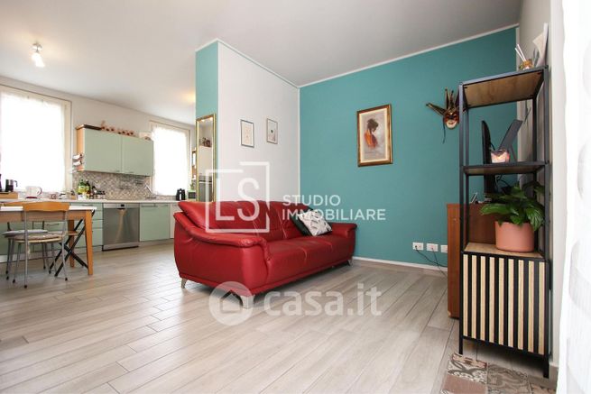 Appartamento in residenziale in Via Varese 2