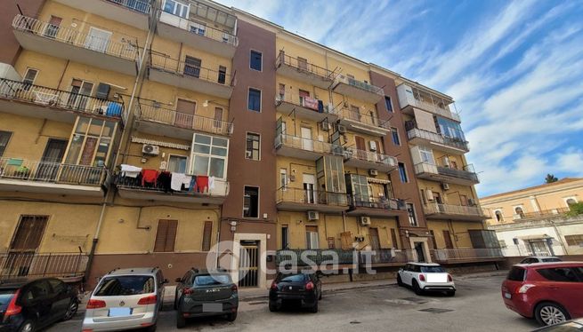 Appartamento in residenziale in Via Monte San Michele 7