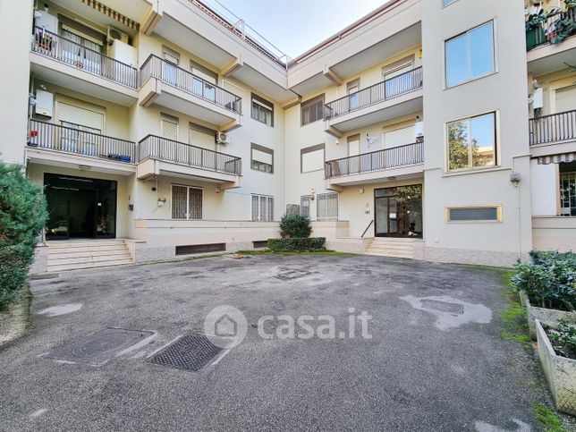 Appartamento in residenziale in Via Capitano Luigi Laviano 122--130