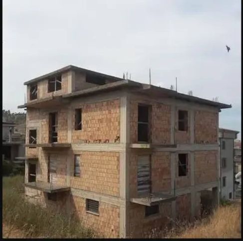 Box/posto auto in residenziale in Via Fausto Gullo