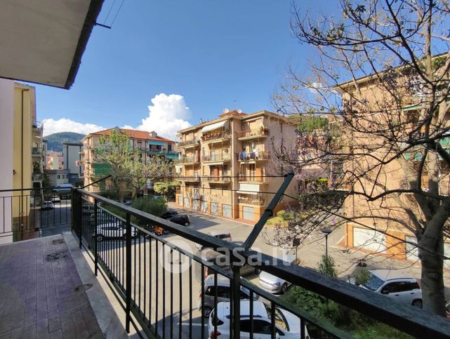 Appartamento in residenziale in Viale Dante Alighieri