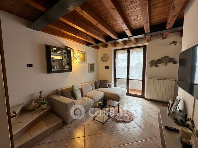 Appartamento in residenziale in Via Bernardo Aquilino 3
