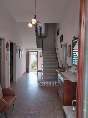 Casa indipendente in residenziale in Via F. Martini