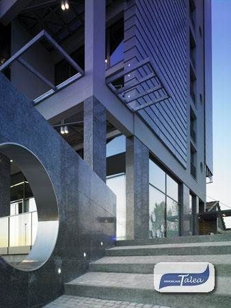 Ufficio in commerciale in 
