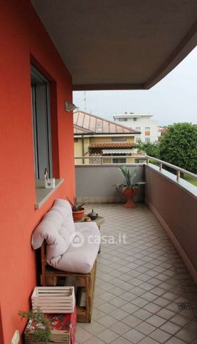Appartamento in residenziale in Via Pasubio 2