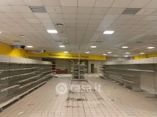Capannone in commerciale in Via Umbro Casentinese