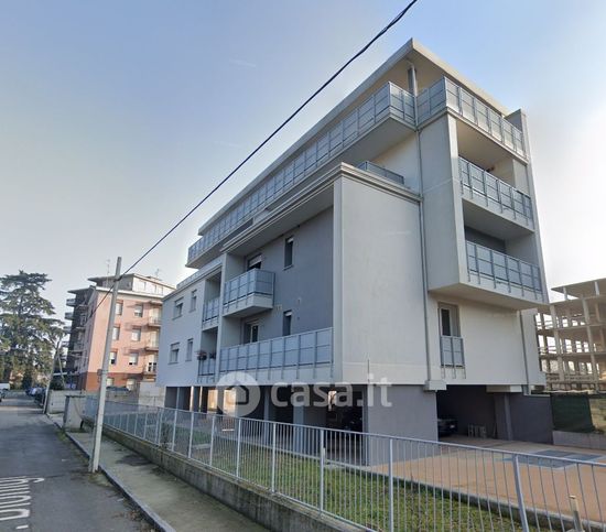 Appartamento in residenziale in Via San Dionigi 5