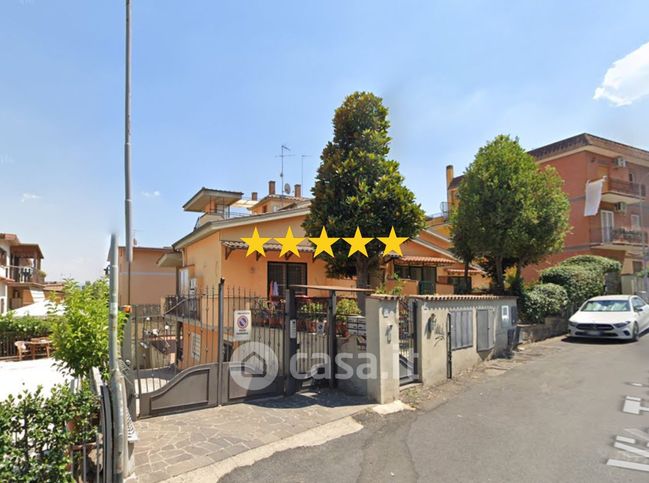 Appartamento in residenziale in Via Ticino
